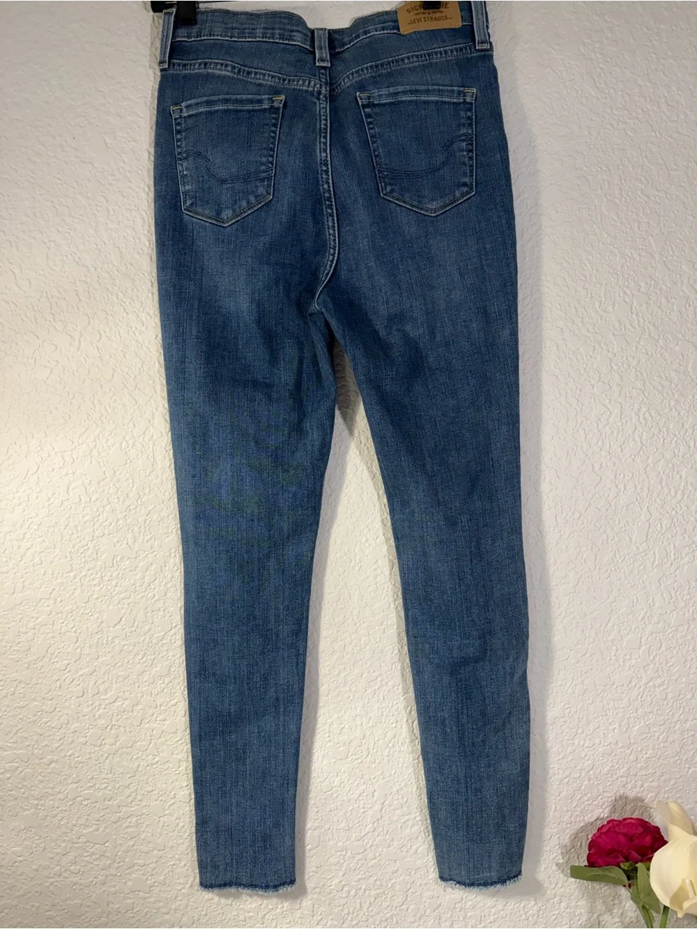 Levis high rise